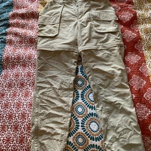 Columbia M Women’s Hiking Pants w/ zip off shorts